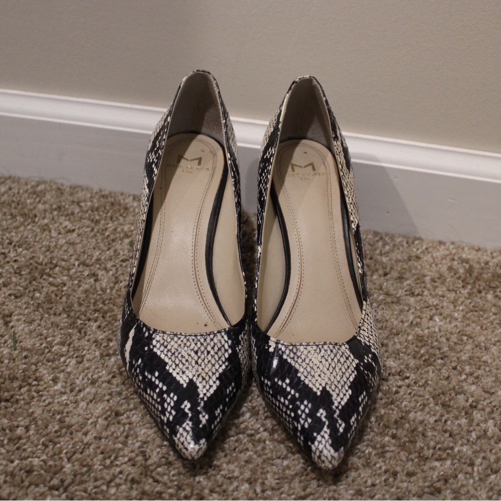 EUC Marc Fisher Snakeprint Zala Heels Size 5.5